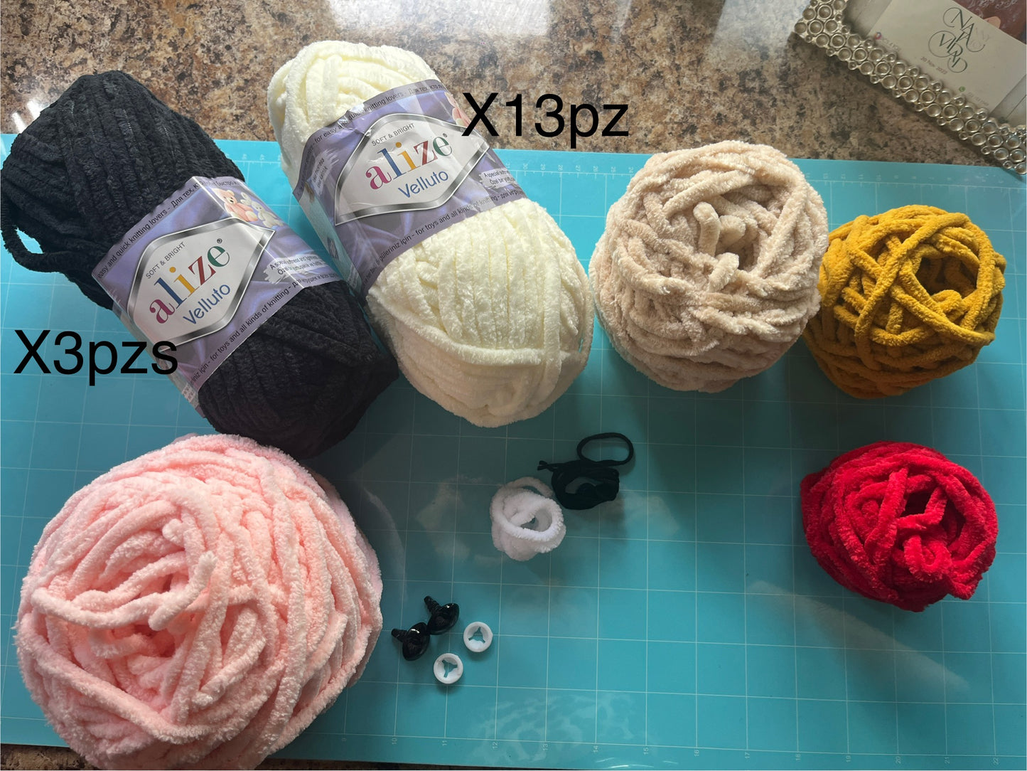 Kit de estambre mega vaca 40cm