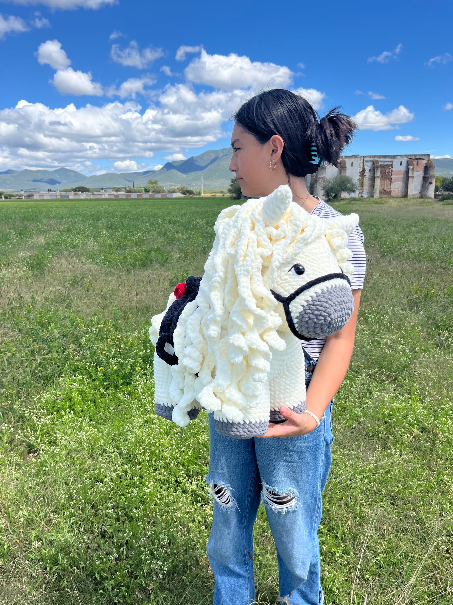 Mega Caballo Trueno con silla de montar
