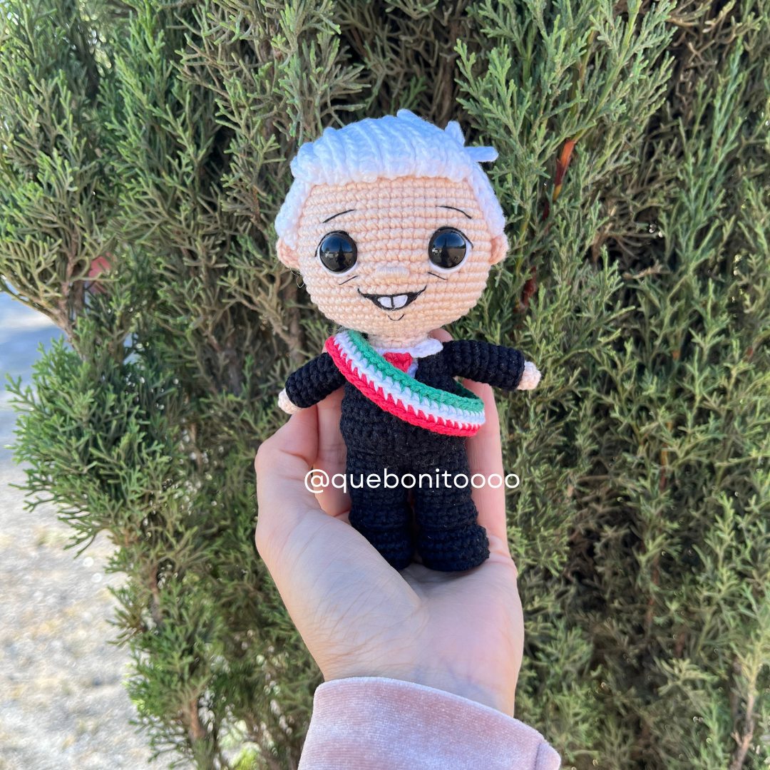 AMLO 13cm Andrés Manuel Lopéz Obrador